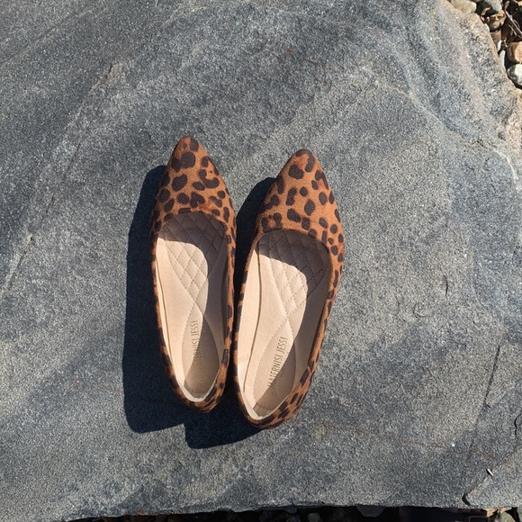 Maiernisi Jessi Pointy Leopard Flats 38 EUC Size 8 - Picture 3 of 8